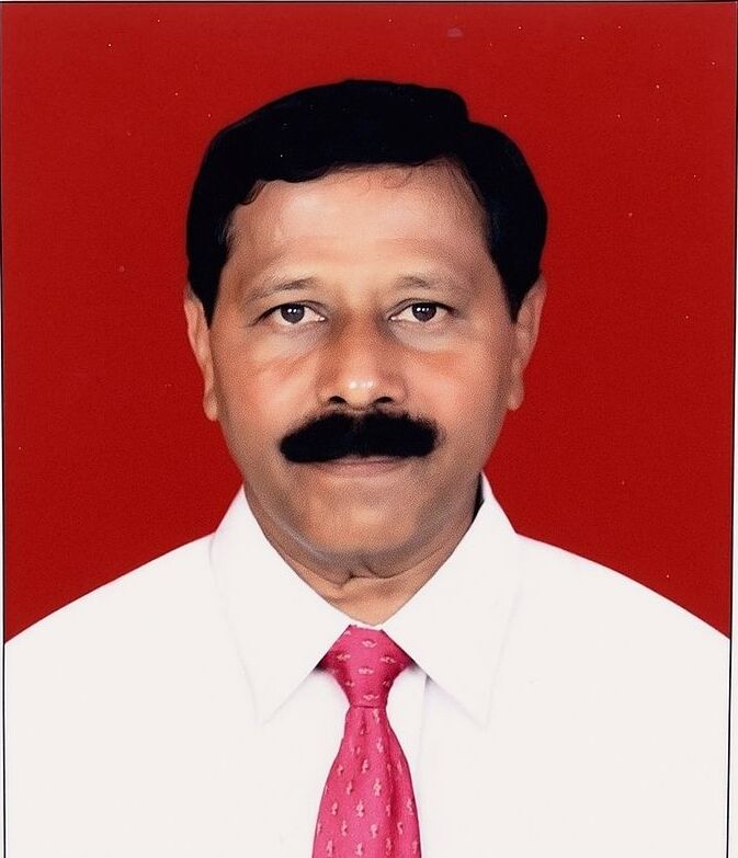 श्री प्रमोद गोपाळ दळवी
(विश्वस्थ)